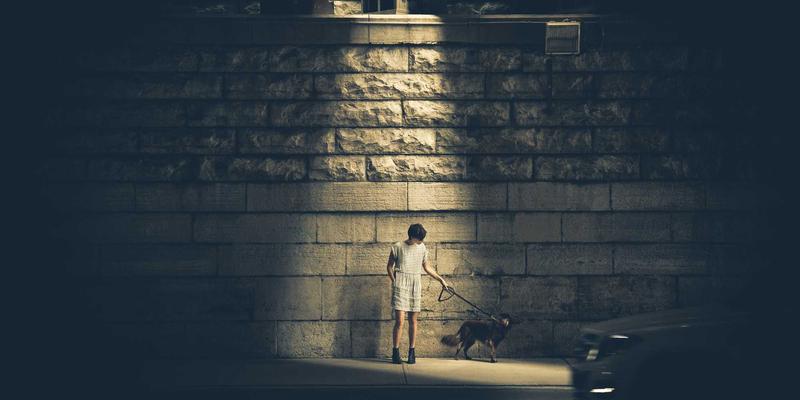 家居用品55：室内设计中的未来主义与现代家具融合新趋势